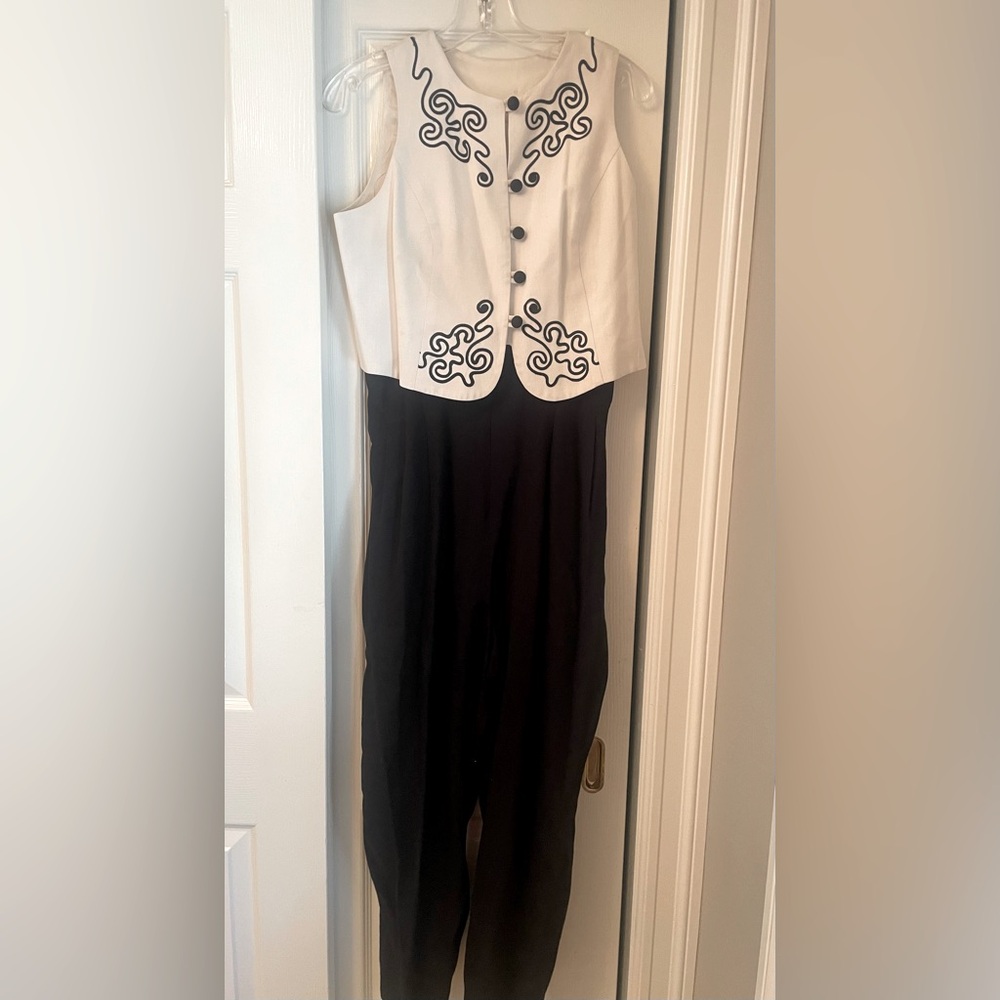 Vintage chic Black & White Embroidered Jump Suit